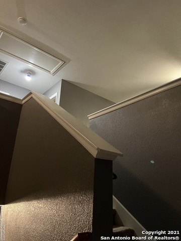 15710 Robin View Property Photo 12