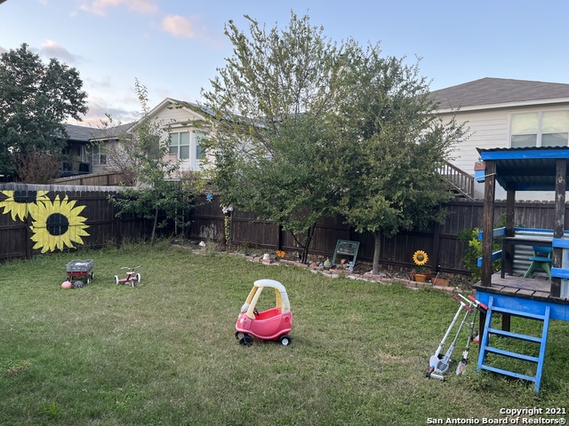 15710 Robin View Property Photo 26