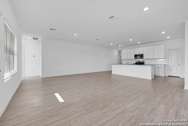6906 Arid Way Property Photo 12