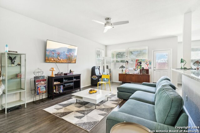 10514 Green Lake Dr Property Photo 7
