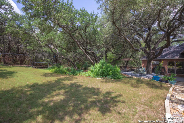 28902 Chartwell Ln Property Photo 32