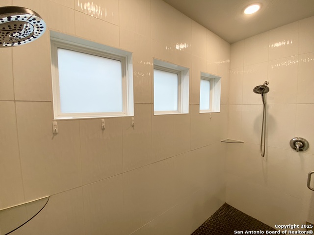 1809 Nettletree Rd Property Photo 28