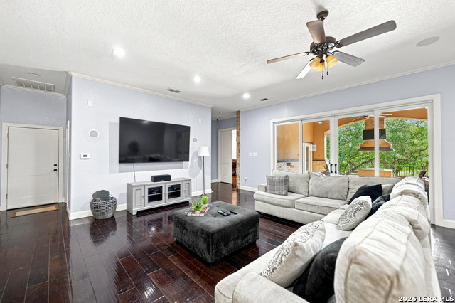 1357 Private Road 3702 Property Photo 23