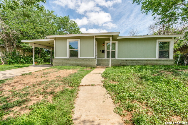 2935 LASSES BLVD Property Photo 1