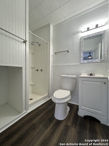 124 Wiggins Pl Property Photo 17