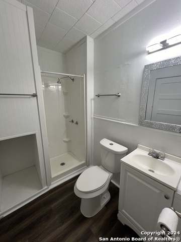 124 Wiggins Pl Property Photo 18