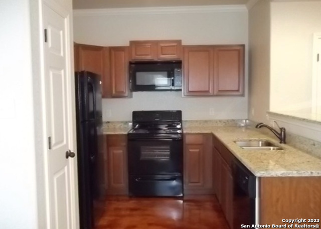 5113 Flipper Dr Property Photo 7