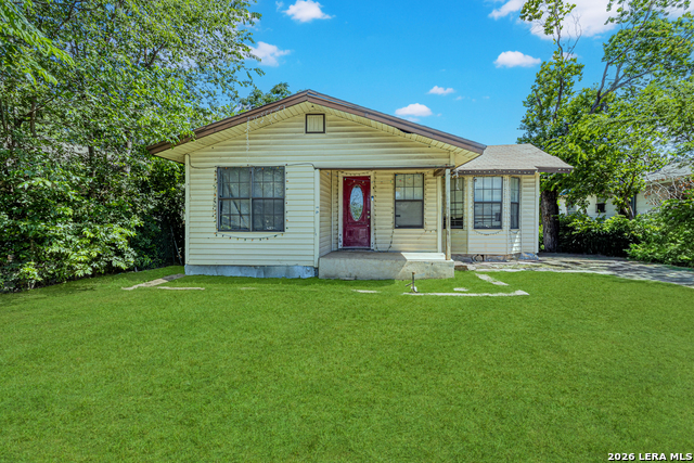 3719 W Travis St Property Photo 1