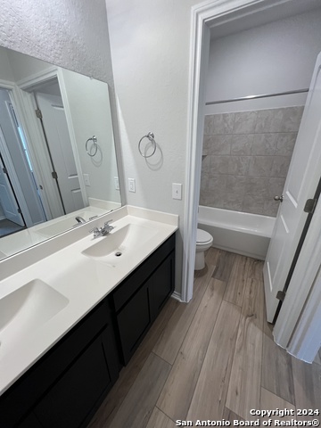 14622 Flatiron Cliff Property Photo 33