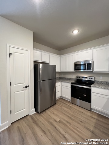 7614 Agave Bend Property Photo 7