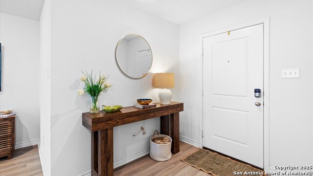 3511 Silver Set Property Photo 3
