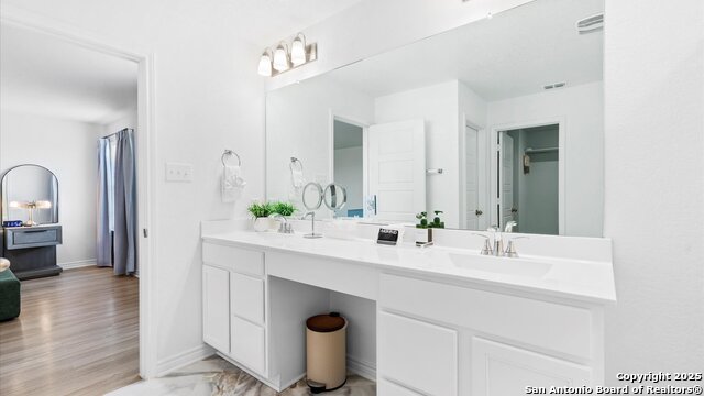 3511 Silver Set Property Photo 19