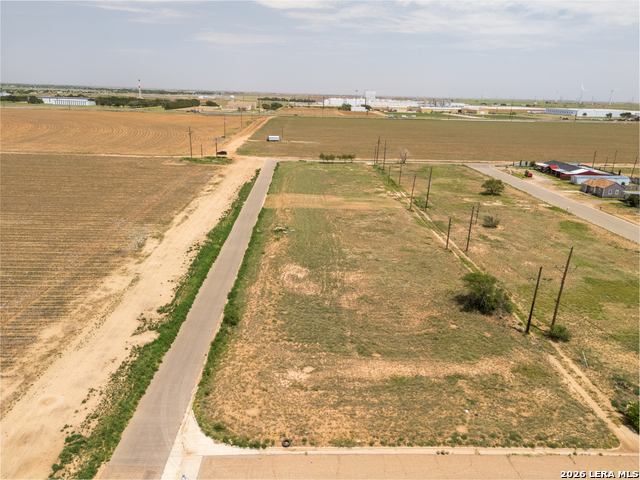 3606 E Broadway Property Photo 7