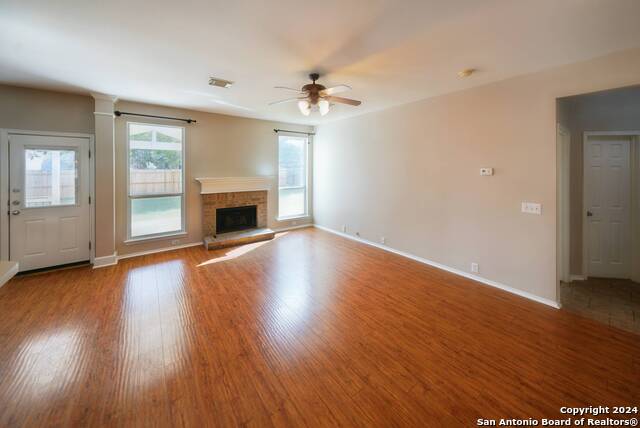4736 Green Bluff Dr Property Photo 5