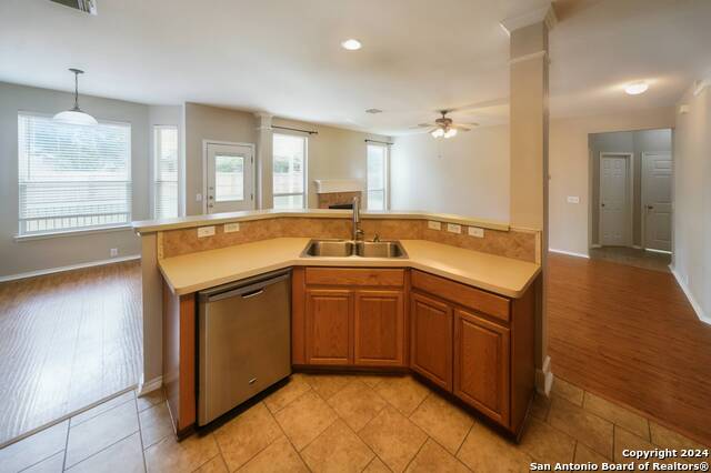 4736 Green Bluff Dr Property Photo 12