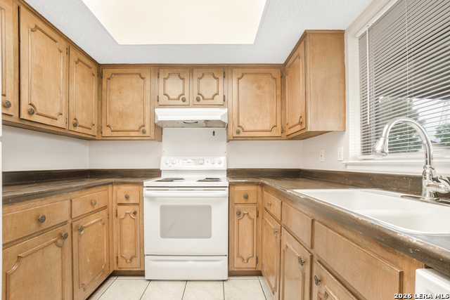 5003 Starfire St Property Photo 5