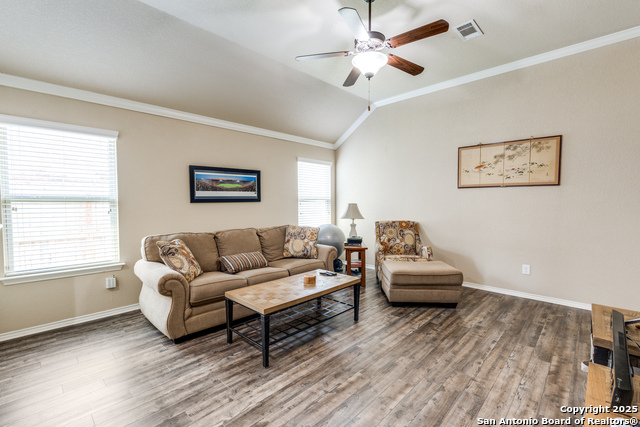 129 Buckskin Way Property Photo 7