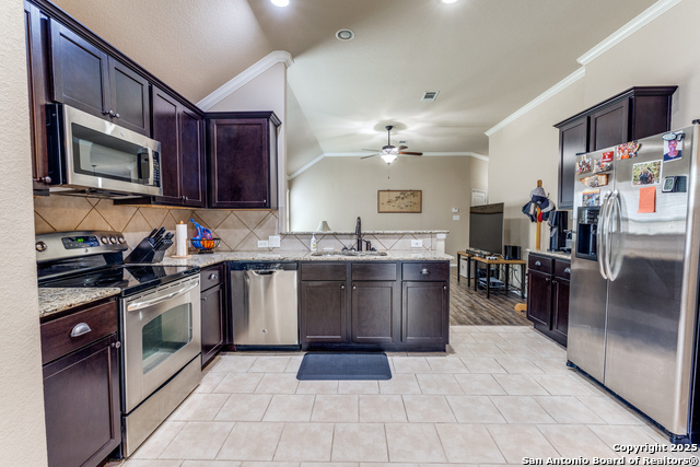 129 Buckskin Way Property Photo 11