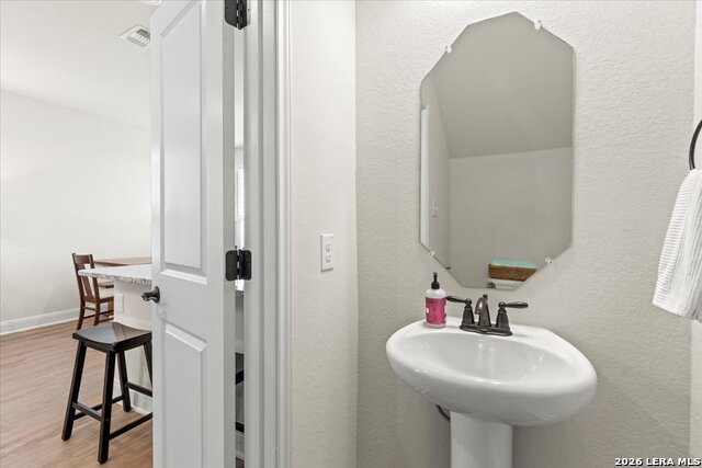 13710 Enzo Gate Property Photo 10