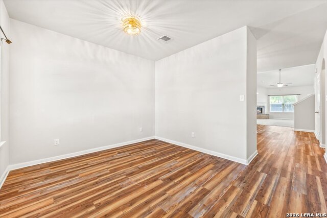 437 Stonebrook Dr Property Photo 4
