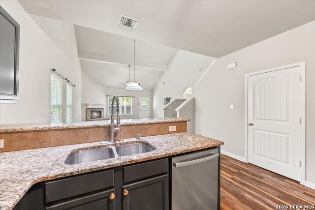 437 Stonebrook Dr Property Photo 10