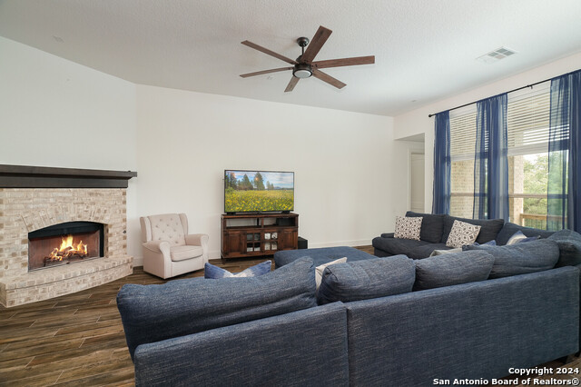 3115 Stokesay Park Property Photo 9