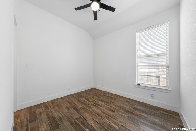 3115 Stokesay Park Property Photo 30