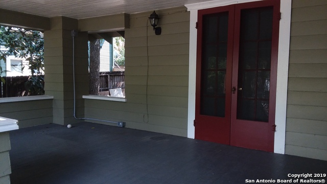 280 Post Ave Property Photo 2