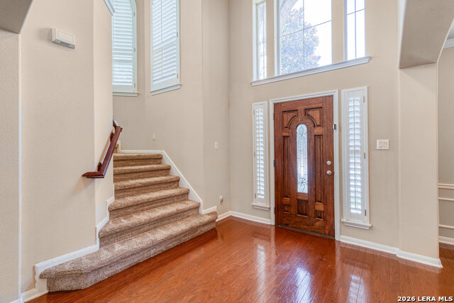 8707 Roswell Rdg Property Photo 7