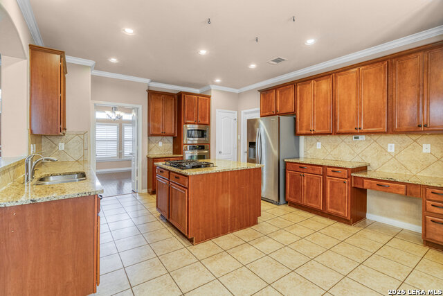 8707 Roswell Rdg Property Photo 13