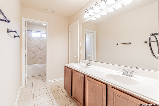 8707 Roswell Rdg Property Photo 31