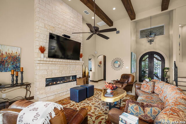1185 Gruene Rd Property Photo 5