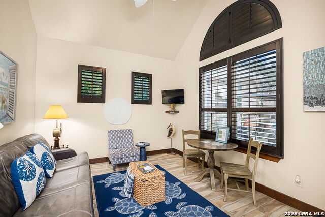1185 Gruene Rd Property Photo 55