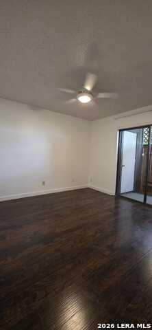 3843 Barrington St Property Photo 9