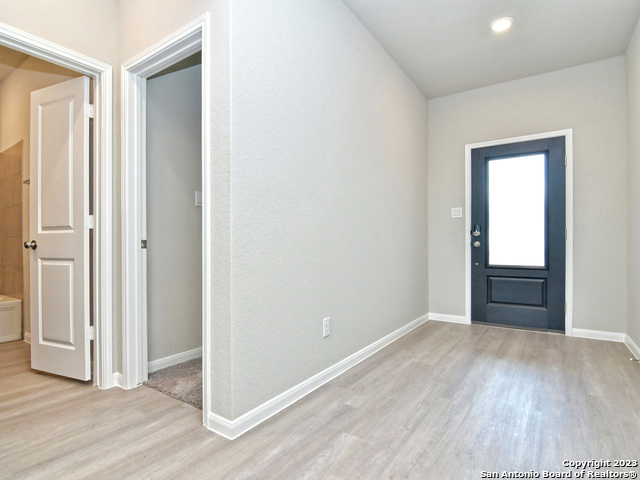 5311 Saunter Ln Property Photo 4