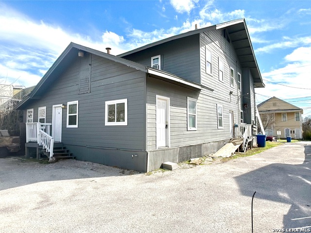 1137 W Ashby Pl Property Photo 14