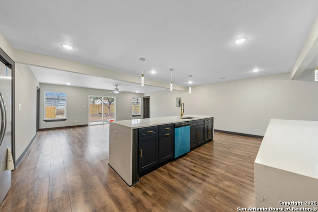 2643 W Gramercy Property Photo 9