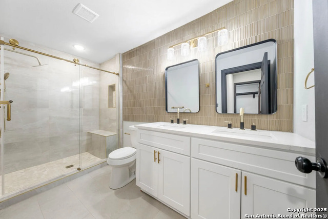 2643 W Gramercy Property Photo 10