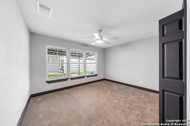 2643 W Gramercy Property Photo 23