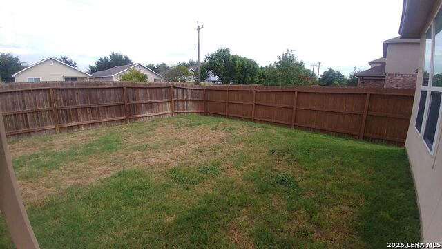 8206 Taft Crk Property Photo 2