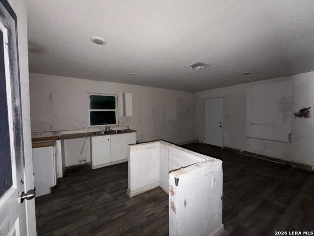 438 Corliss Property Photo 2