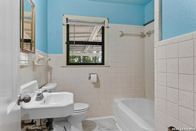 234 Irvington Property Photo 11