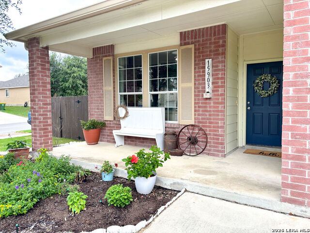 15903 Silver Rose Property Photo 2