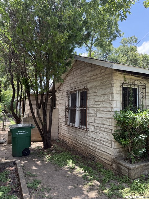 1026 Gibbs Property Photo 1