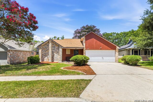 10907 Forest Farm Property Photo 1