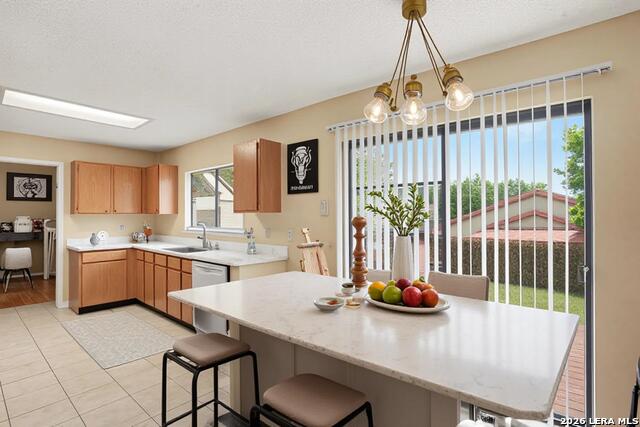 7911 Oval Mdws Property Photo 7
