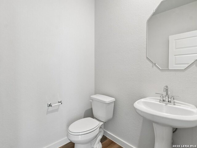 5922 Lakeview Point Property Photo 6