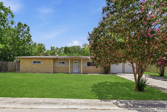 1032 S Mesquite Property Photo 3