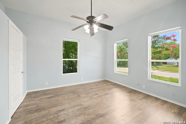 112 Avenue B Property Photo 14