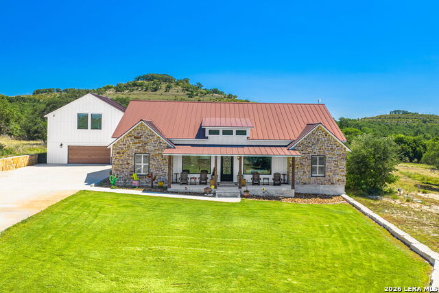 147 Gray Wolf Property Photo 1